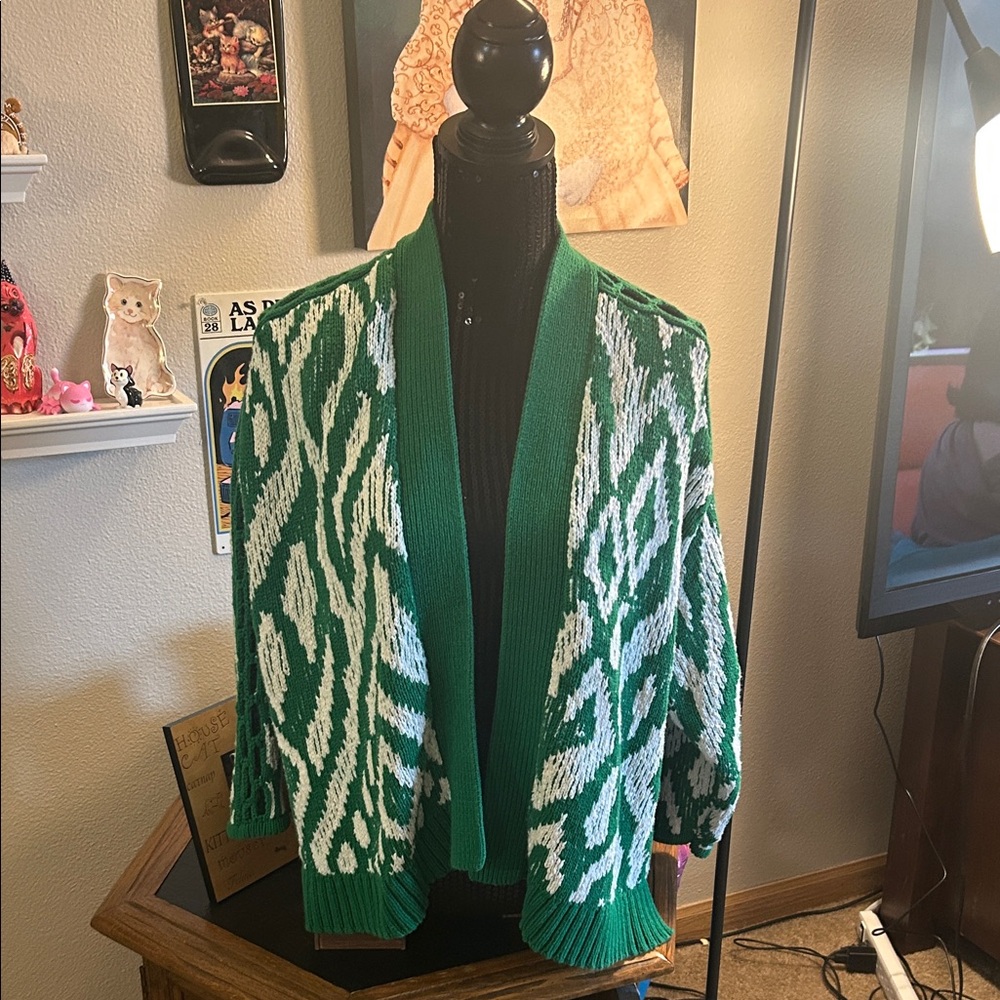 Anthropologie Green and White Patterned Open Cardigan